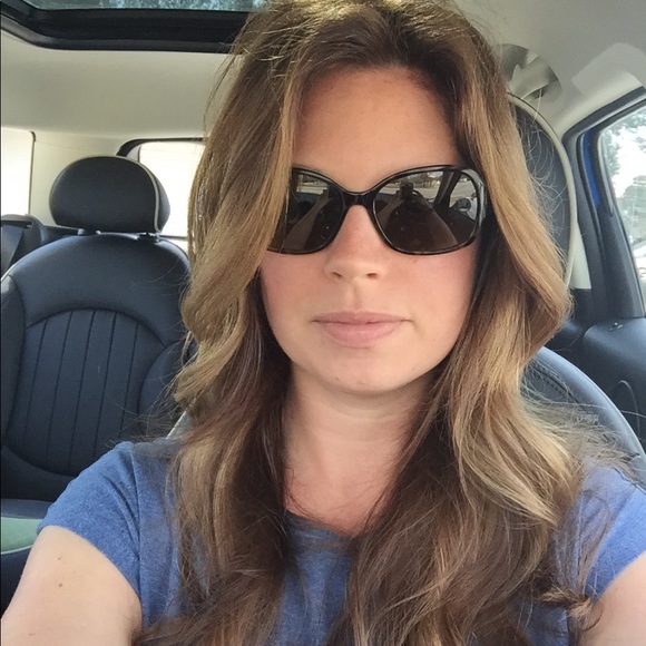 Meet your Posher, Rachel - Picture 1 of 1